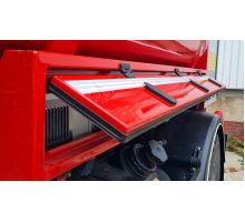Locking hinge 49x44mm, plastic (2)